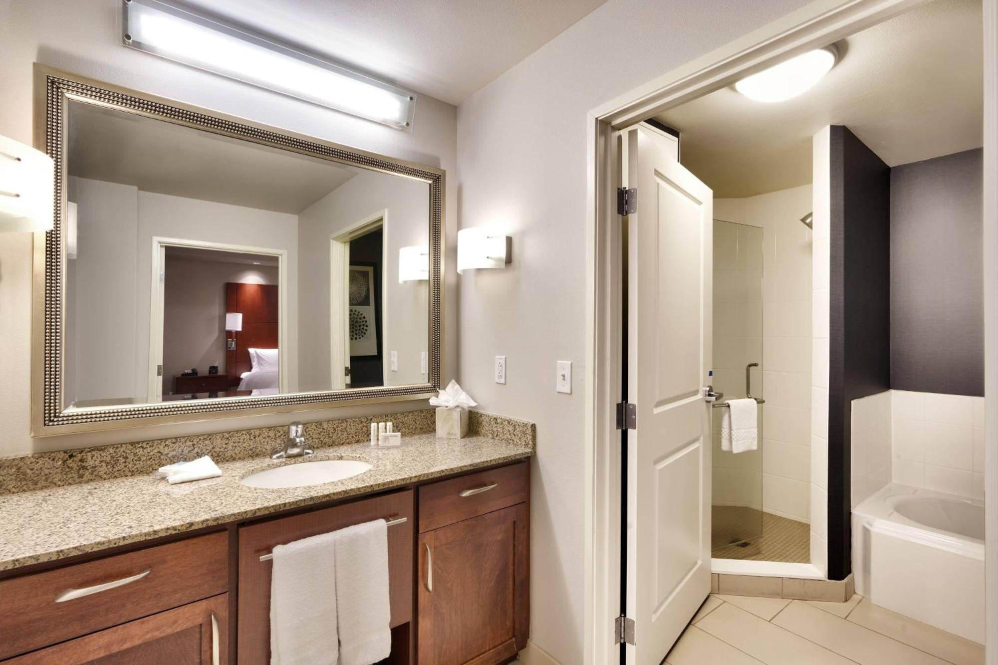 Residence Inn By Marriott Idaho Falls Bagian luar foto