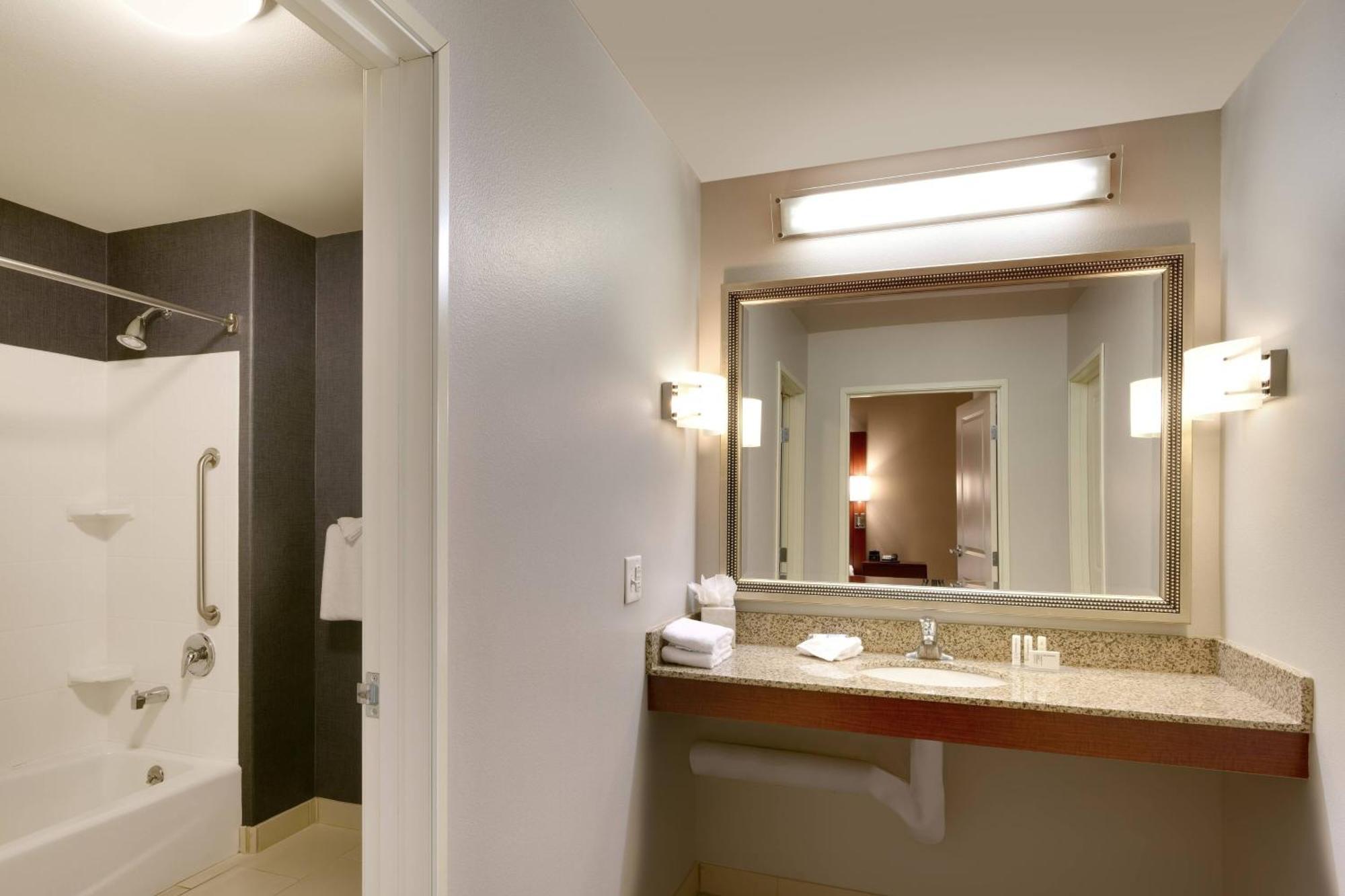 Residence Inn By Marriott Idaho Falls Bagian luar foto