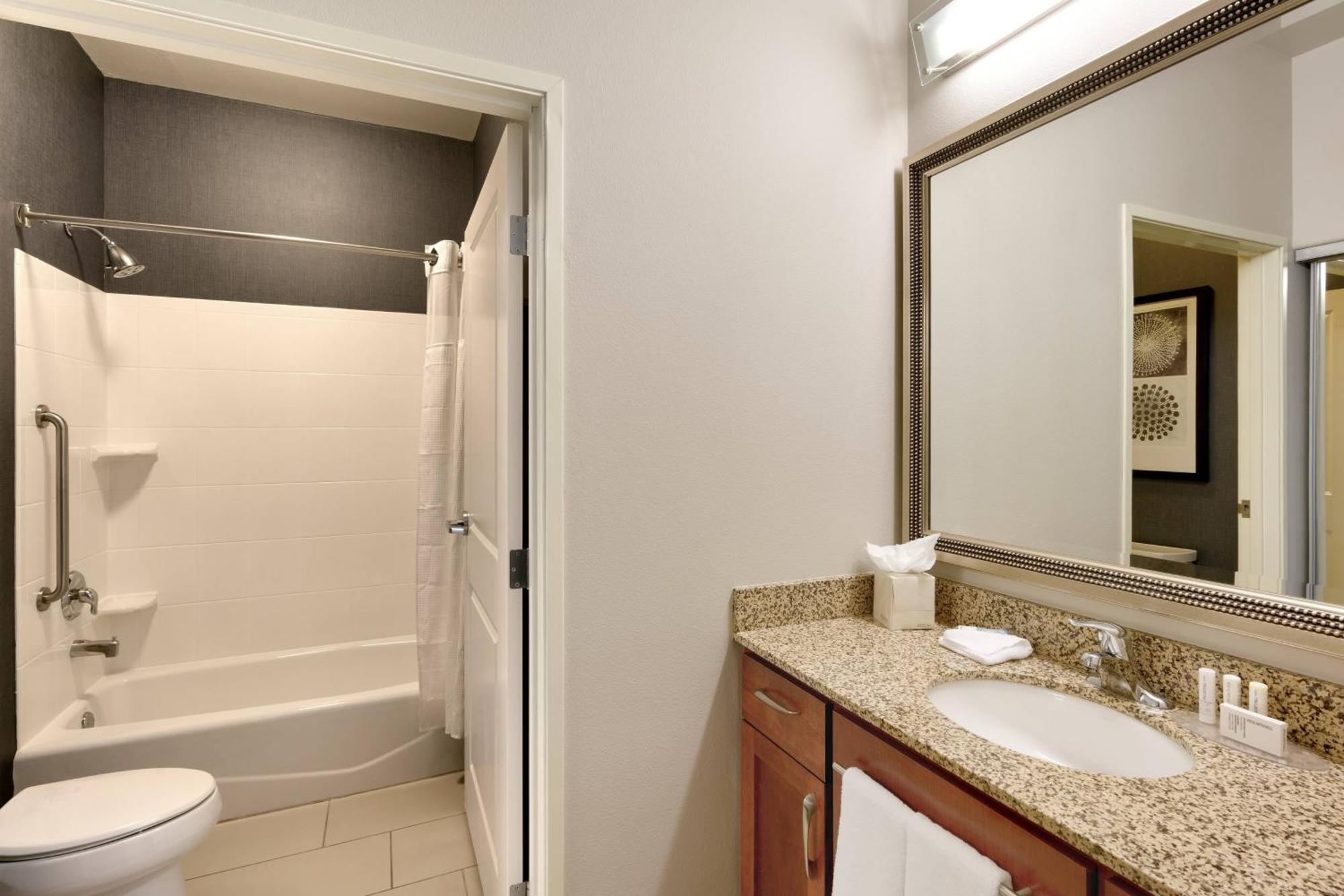 Residence Inn By Marriott Idaho Falls Bagian luar foto
